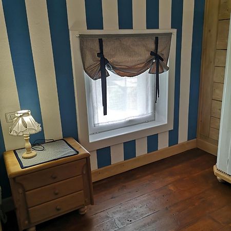 Bed and Breakfast East Wind Медеа Экстерьер фото