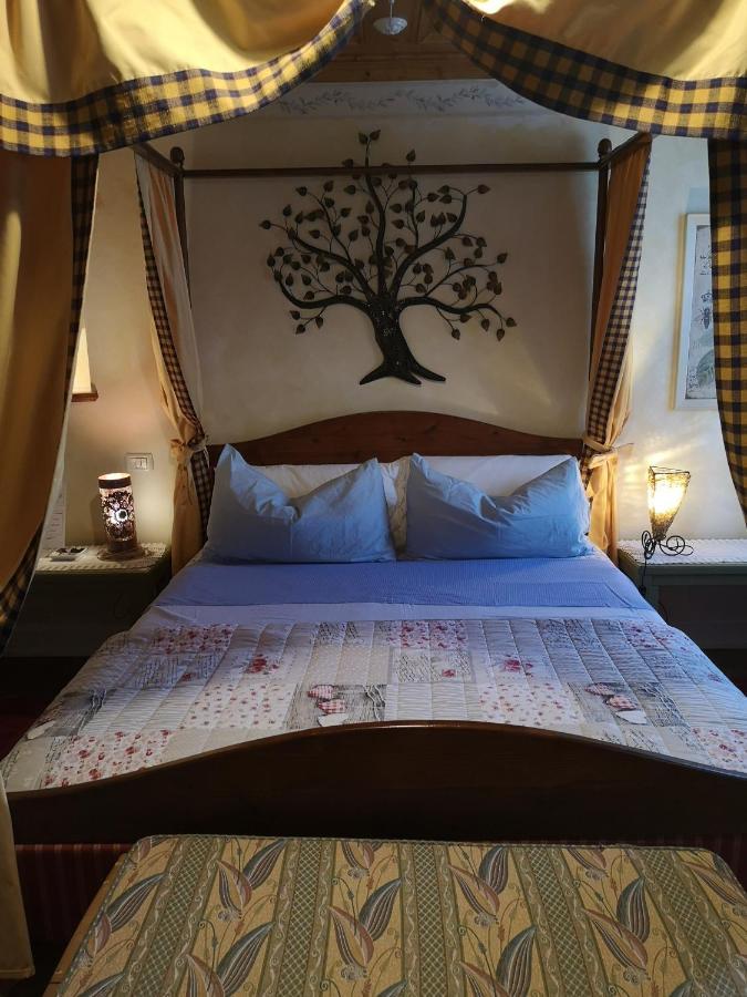 Bed and Breakfast East Wind Медеа Экстерьер фото
