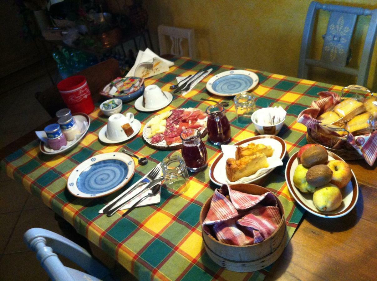 Bed and Breakfast East Wind Медеа Экстерьер фото